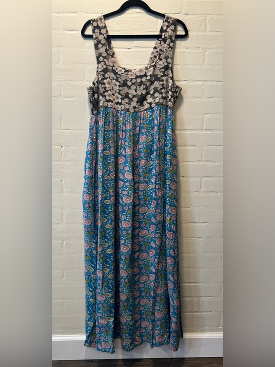 NATURAL LIFE Dresses & Skirts - Natural Life Tricia Side Slit Floral Print Maxi Dress Size XL Farmhouse Chic
